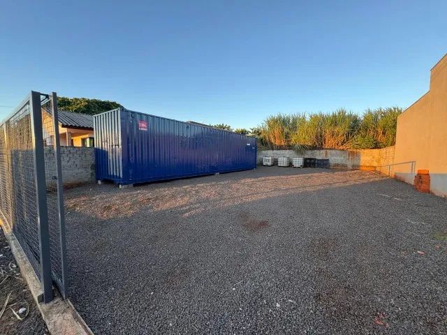 Terreno com Container - Vende/Aluga