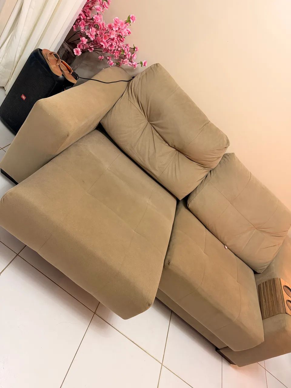 Sofá Retrátil (da Raiuga) aceito cartão  442957916243896323