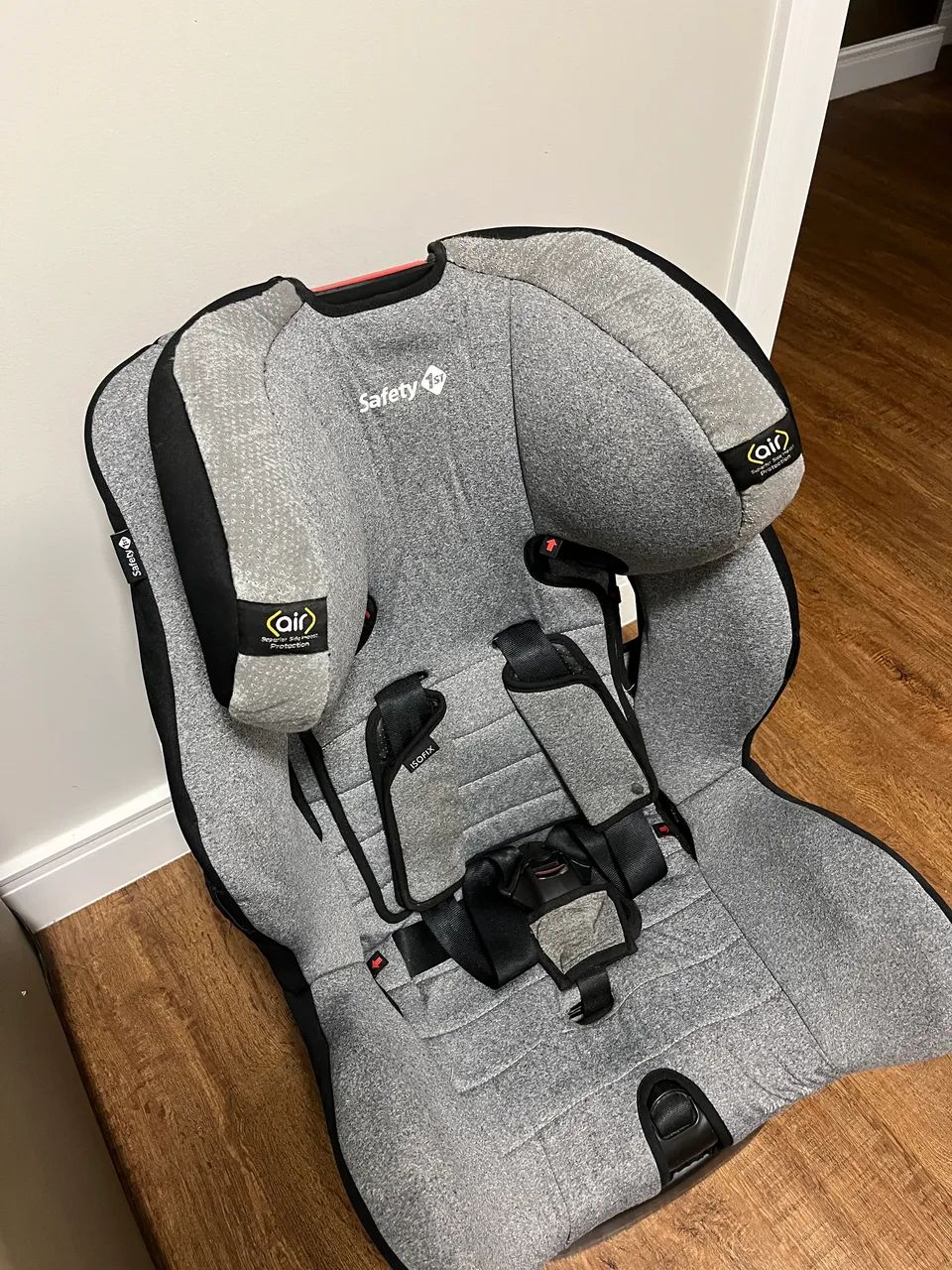 Cadeirinha de carro Safety 1st com ISOFIX - Foto 2