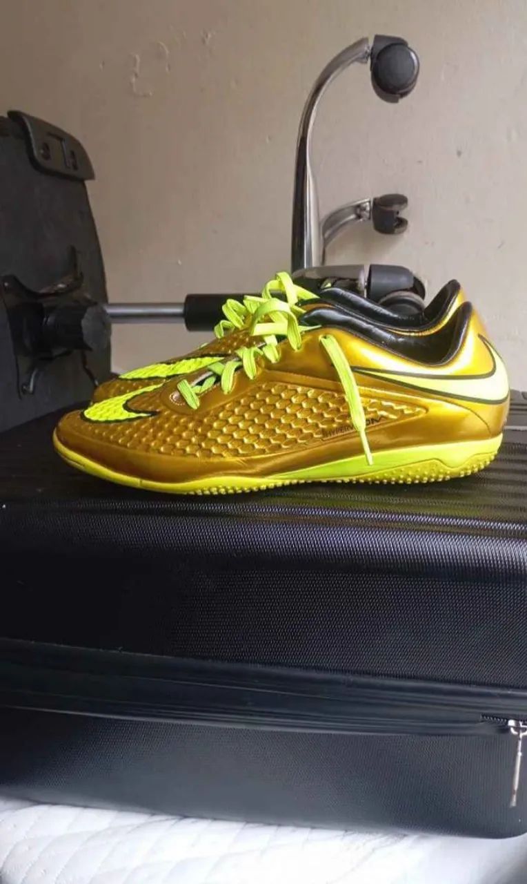 nike hypervenom phantom futsal