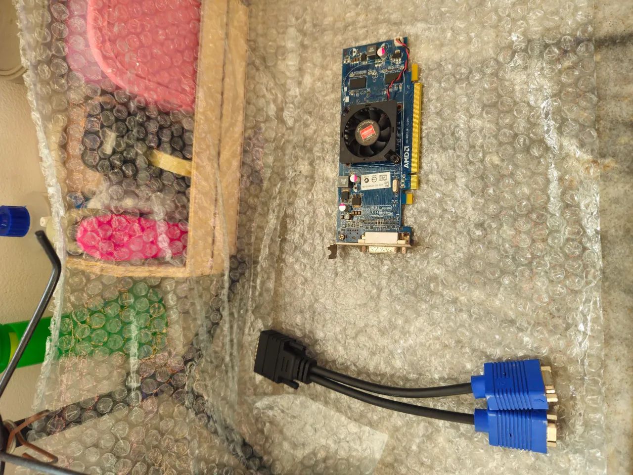 Placa de vídeo HD5550 - Foto 2