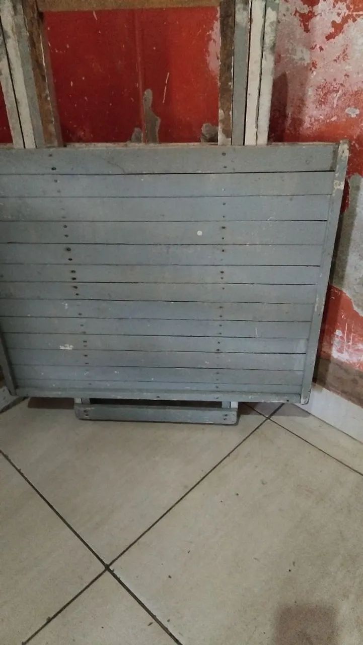 Mesa dobrável 112 de comprimento e70 de largura  - Foto 4