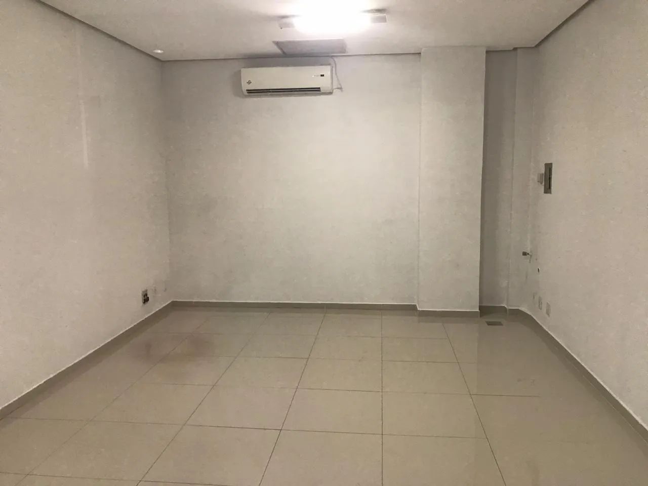 Sala comercial para alugar, 22 m2, Pedro Ludovico - Foto 4