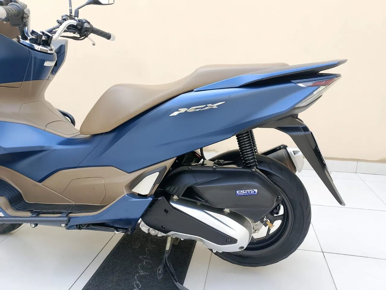 PCX DLX 160cc 2024 - Foto 3