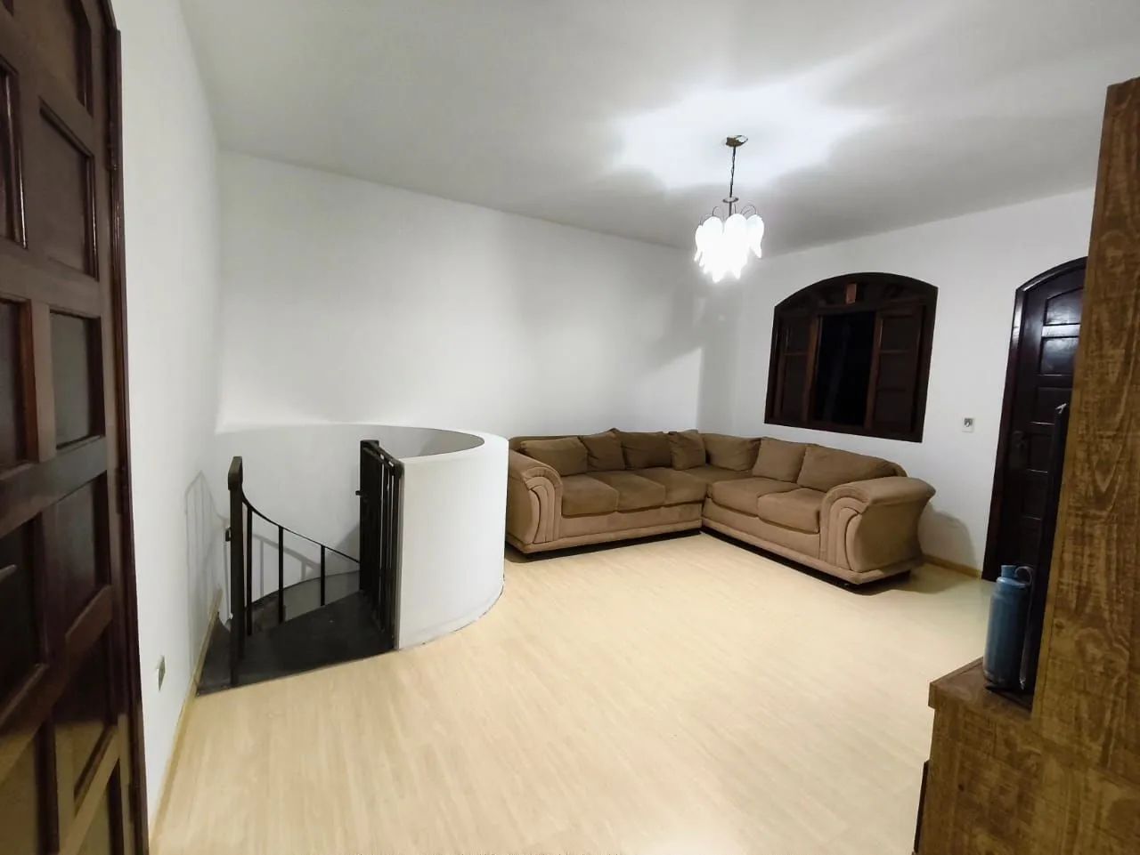 Sobrado triplex abaixo do preço  - Foto 2