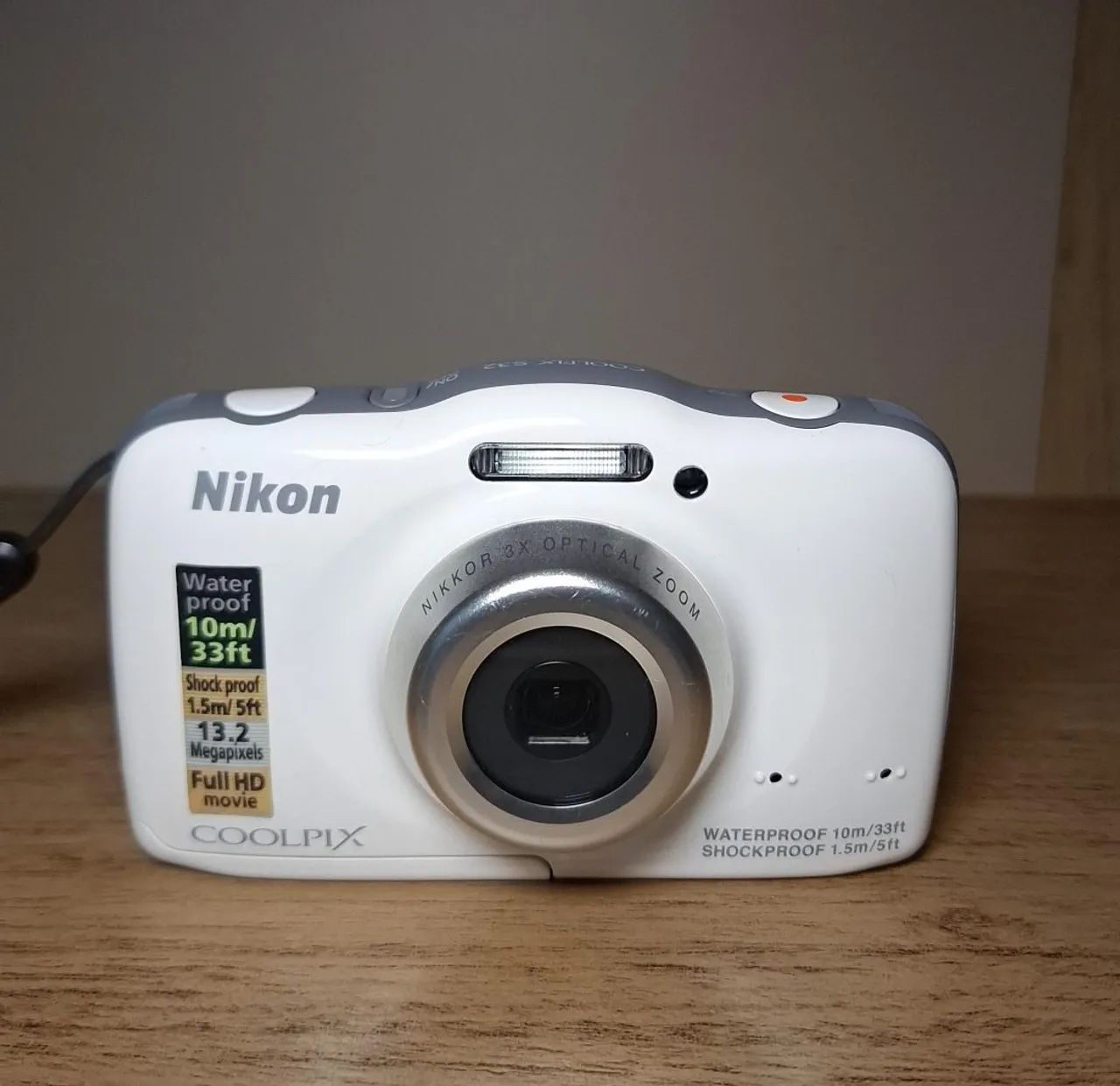 Câmera digital Nikon Coolpix prova d'água 
