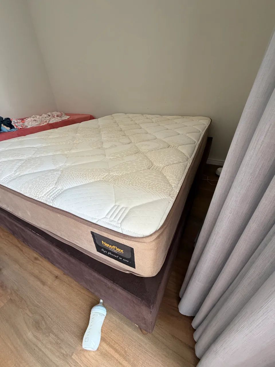 CAMA CASAL COM COLCHÃO E BOX 
