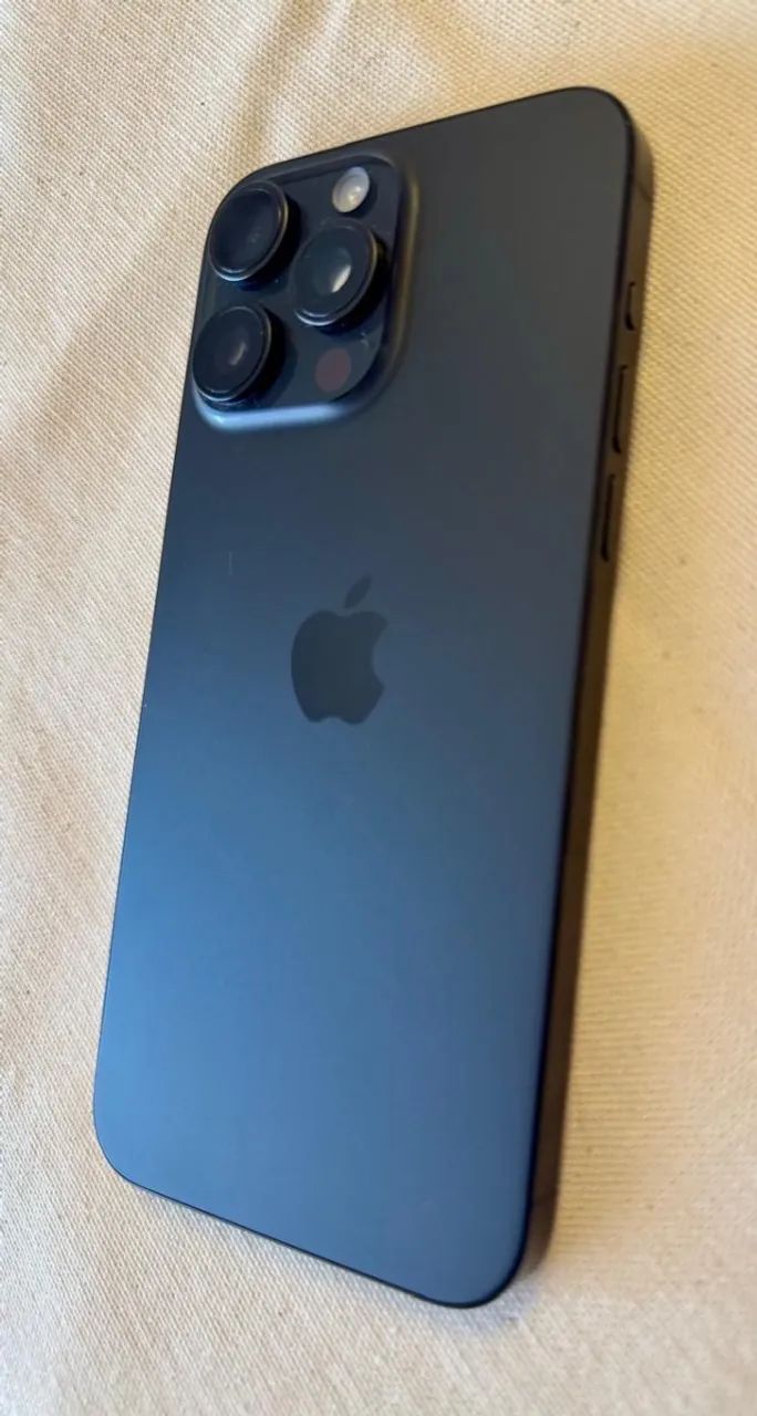 iPhone 15 pro max - Foto 3