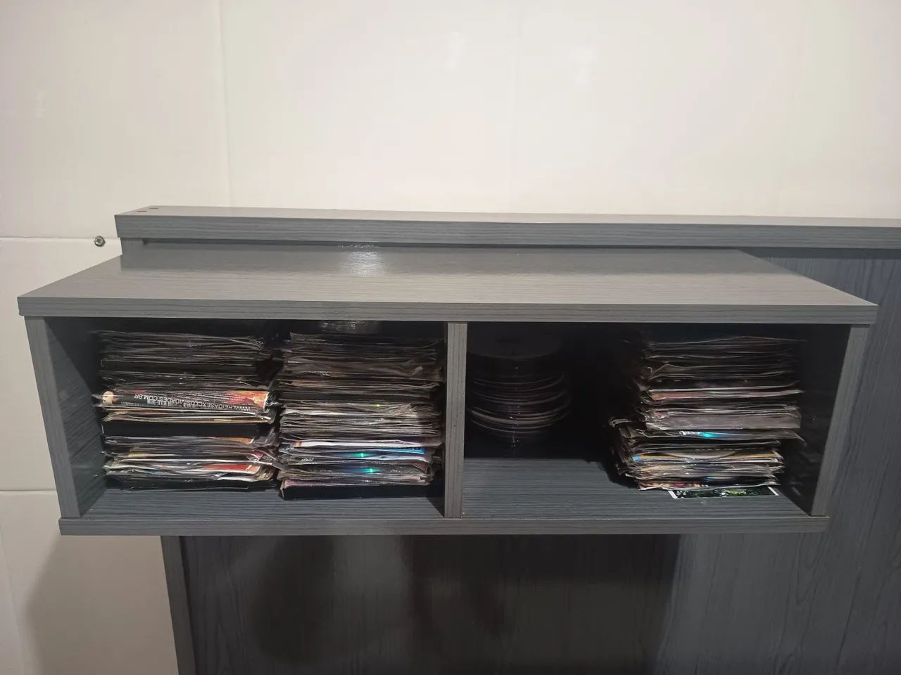 Vende-se Rack com painel - Foto 2