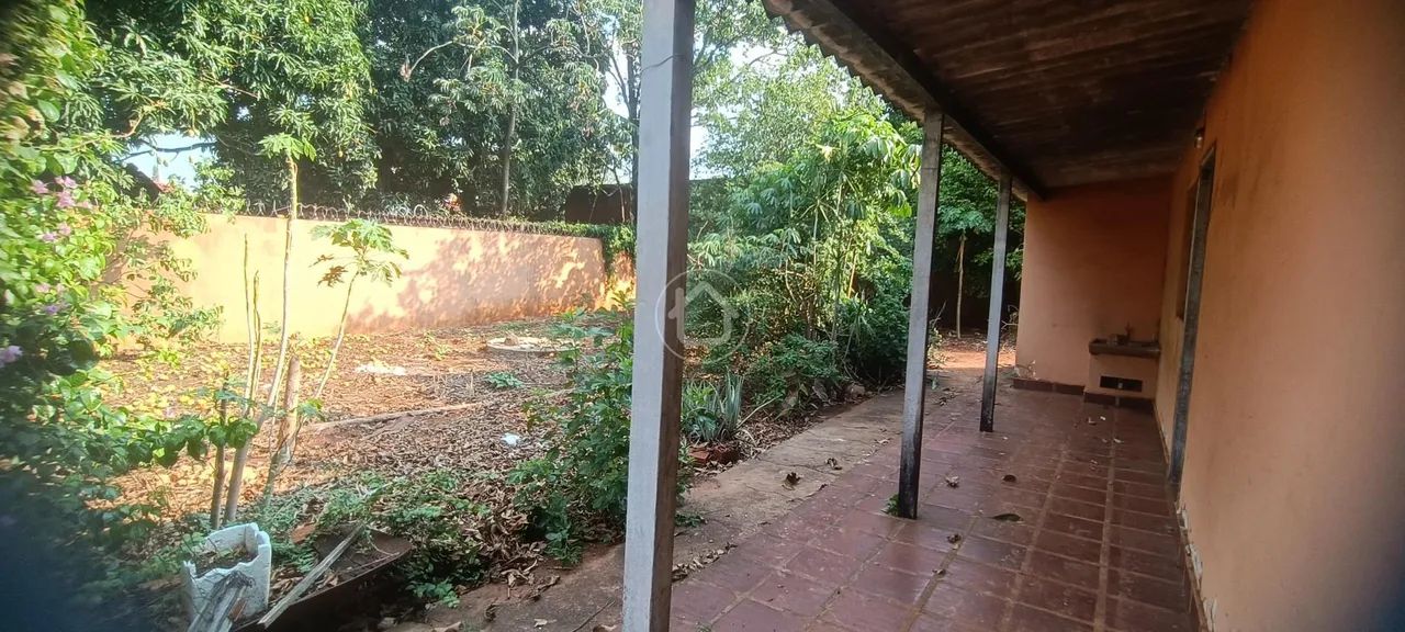 TERRENO DE 750 M² BEM LOCALIZADO. - Foto 4