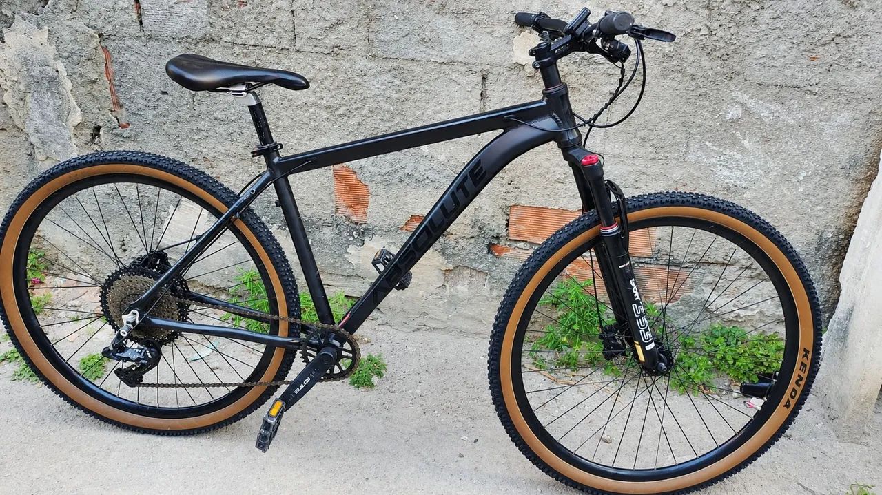Bicicleta Absolute Nero 4