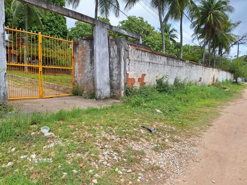 Sitio em Ipitanga