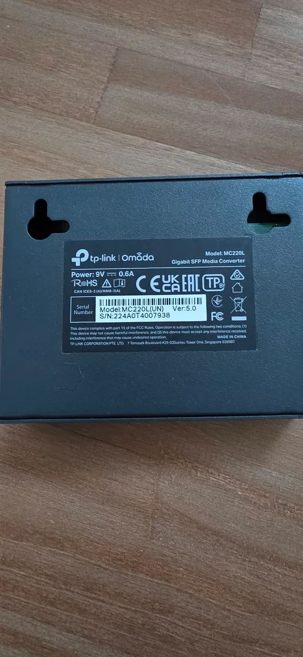 Conversor de Mídia TP-Link Omada MC220L Gigabit SFP - Foto 2