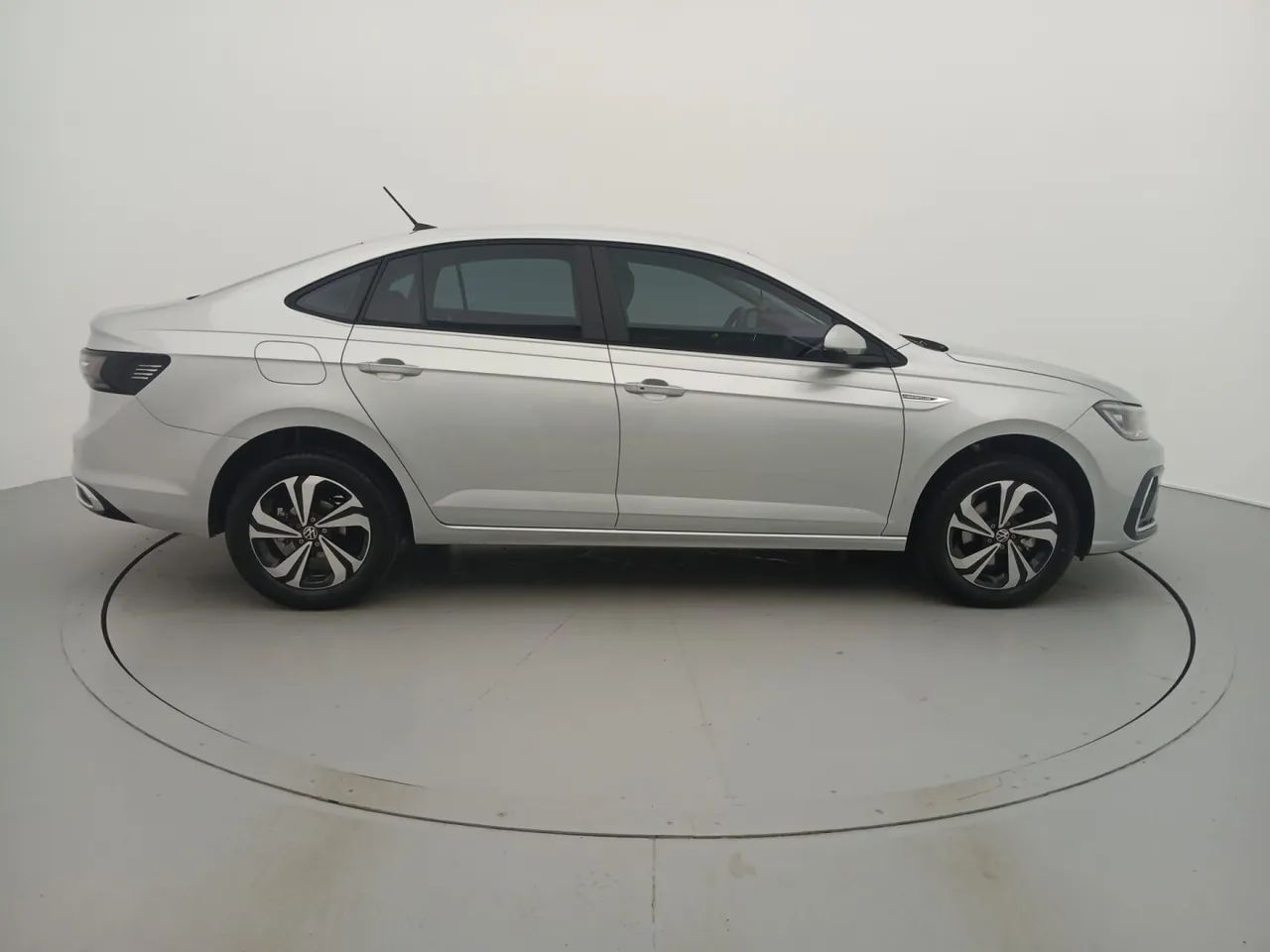 Volkswagen Virtus TSI 1.0 Flex 12V 4p Aut., foto 6 de 18