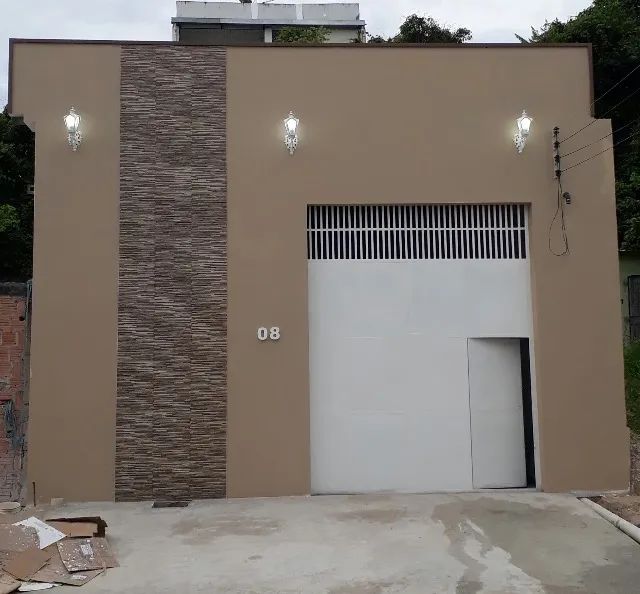 Aluga-se excelente Galpão no Novo Aleixo