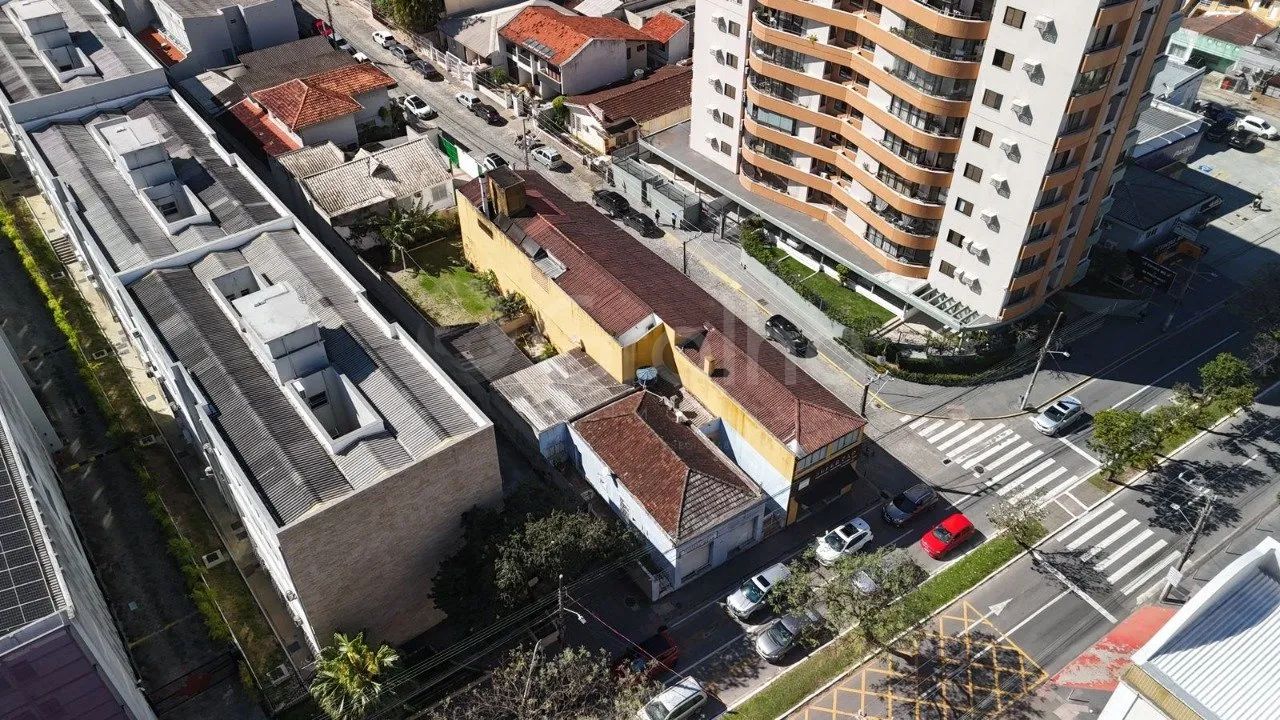 Terreno de 466.35m² no Centro - Foto 2