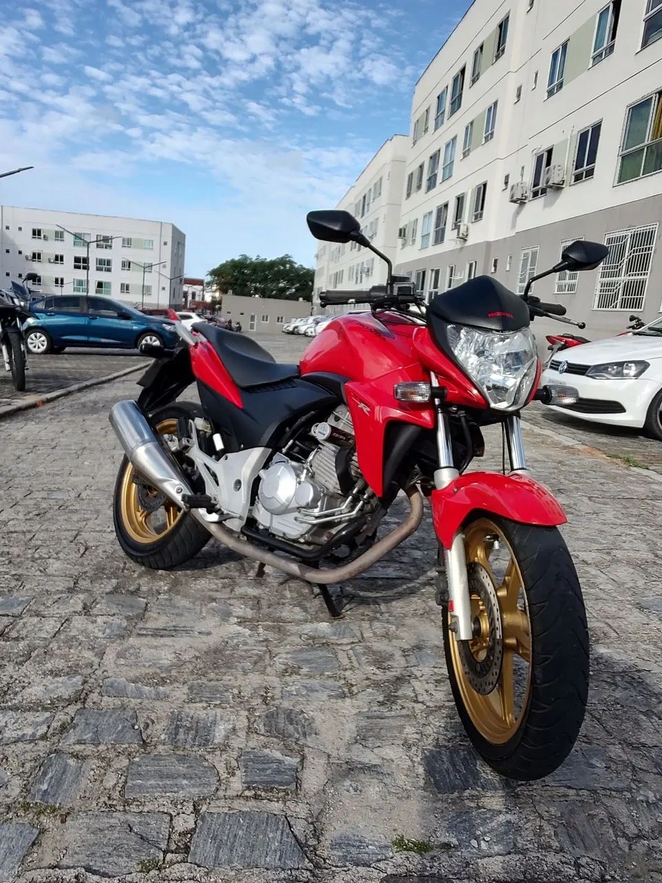 CB 300R 2015
