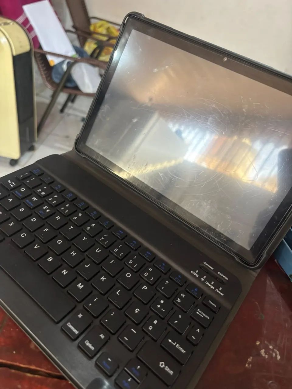 Vendo Tablet + capinha com teclado