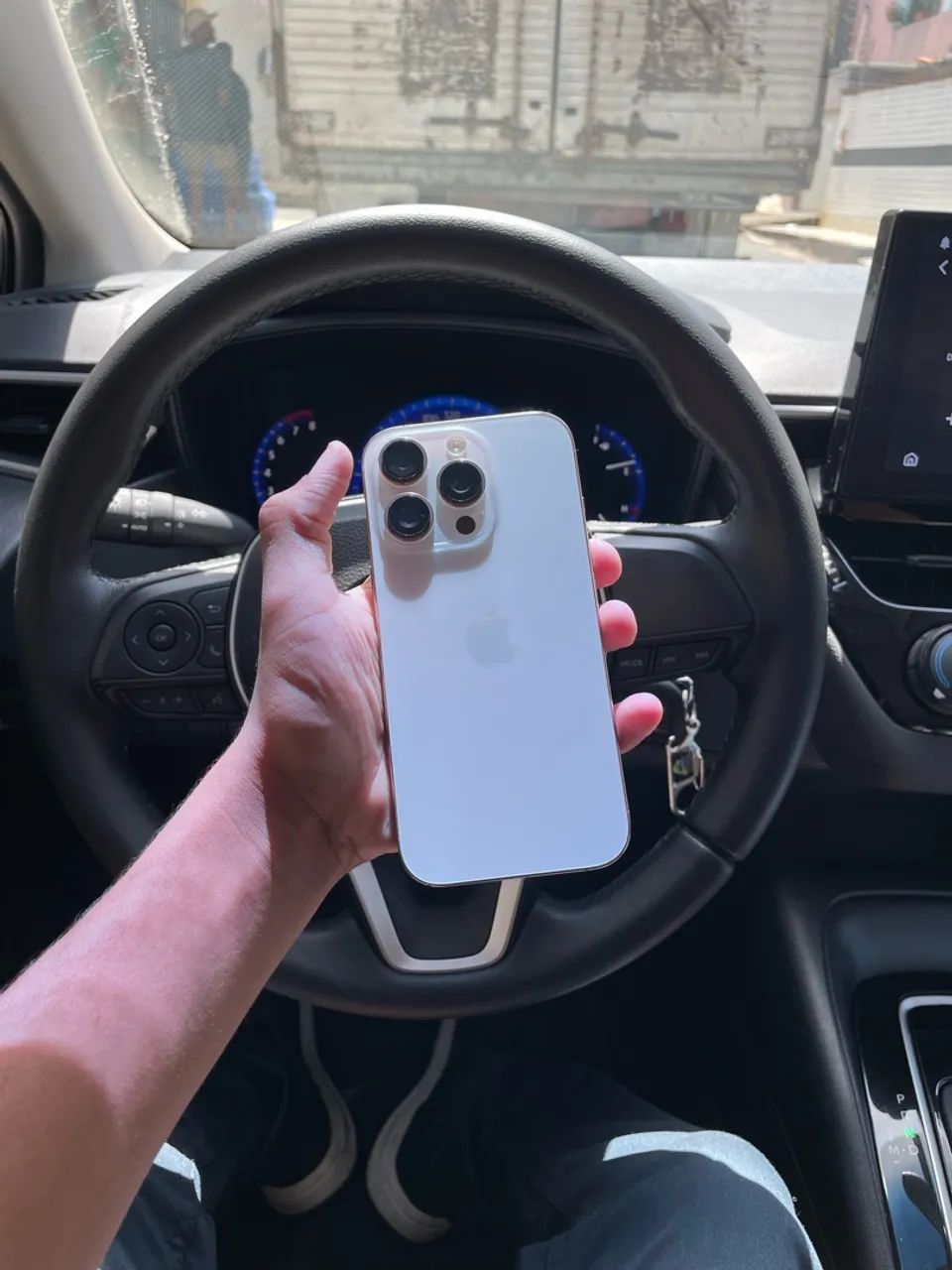 iPhone 16 pro  - Foto 2