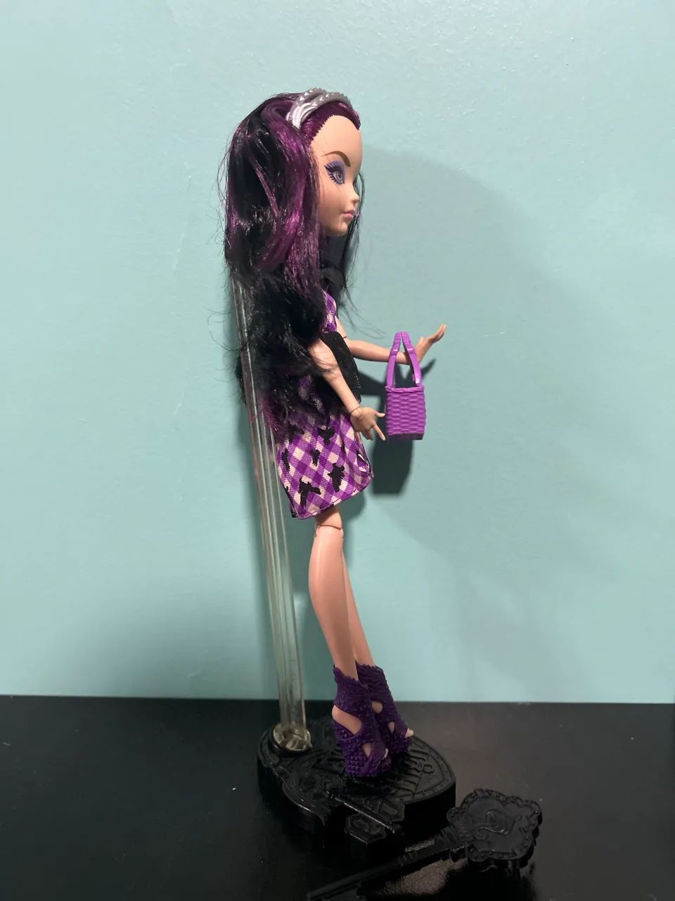 Boneca Ever After High Raven Queen Enchanted Picnic - Foto 2