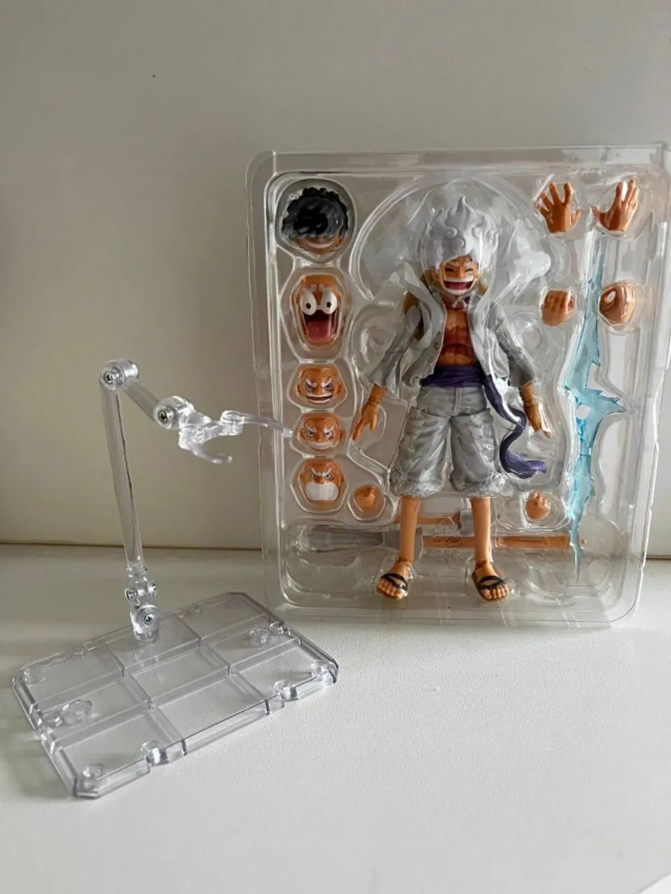 Monkey D. Luffy Gear 5 - Bandai SH Figuarts - Foto 3