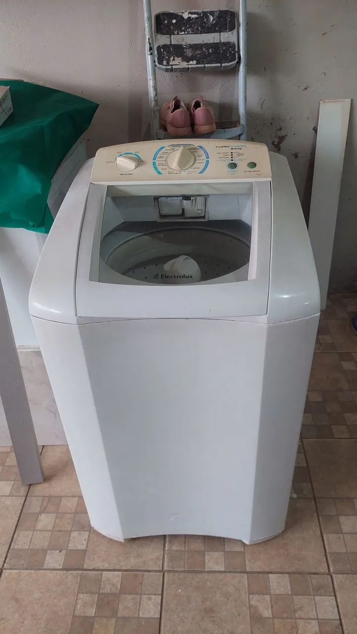 Máquina de lavar roupas 