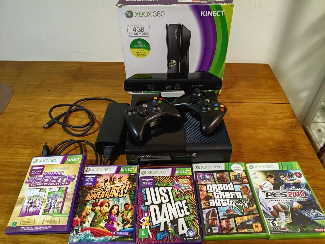 Xbox 360 super slim + Kinect 