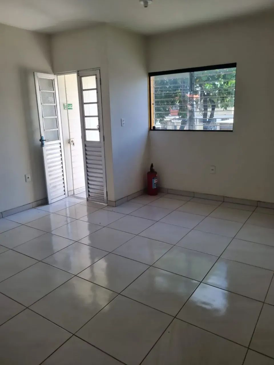 Apartamentos e Lojas possui 400m² com 5 quartos em Cajueiro - Recife - PE - Foto 2