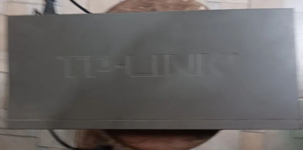Switch de rede de 24 portas TP-Link TL-SF1024 - Foto 3