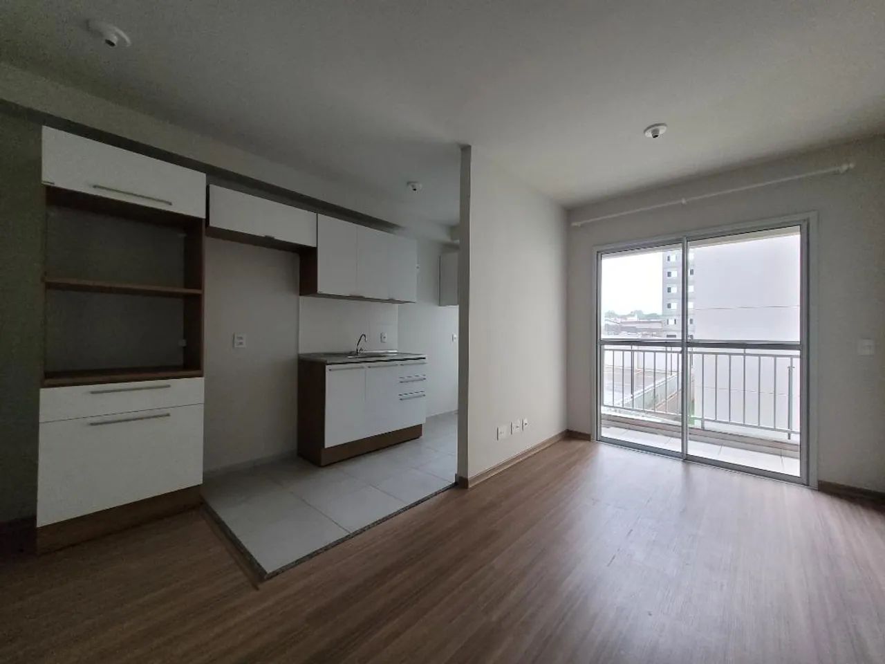 Apartamento para alugar em Maringá, Jardim Tropical, com 2 quartos, com 45 m² - Foto 3