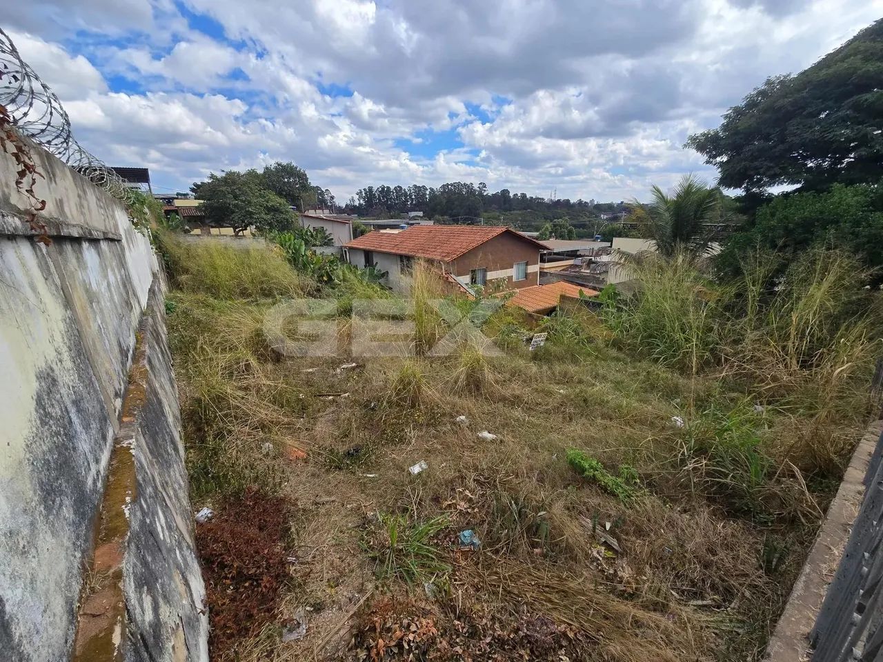 Lote à venda no bairro Interlagos com 360 m². - Foto 3