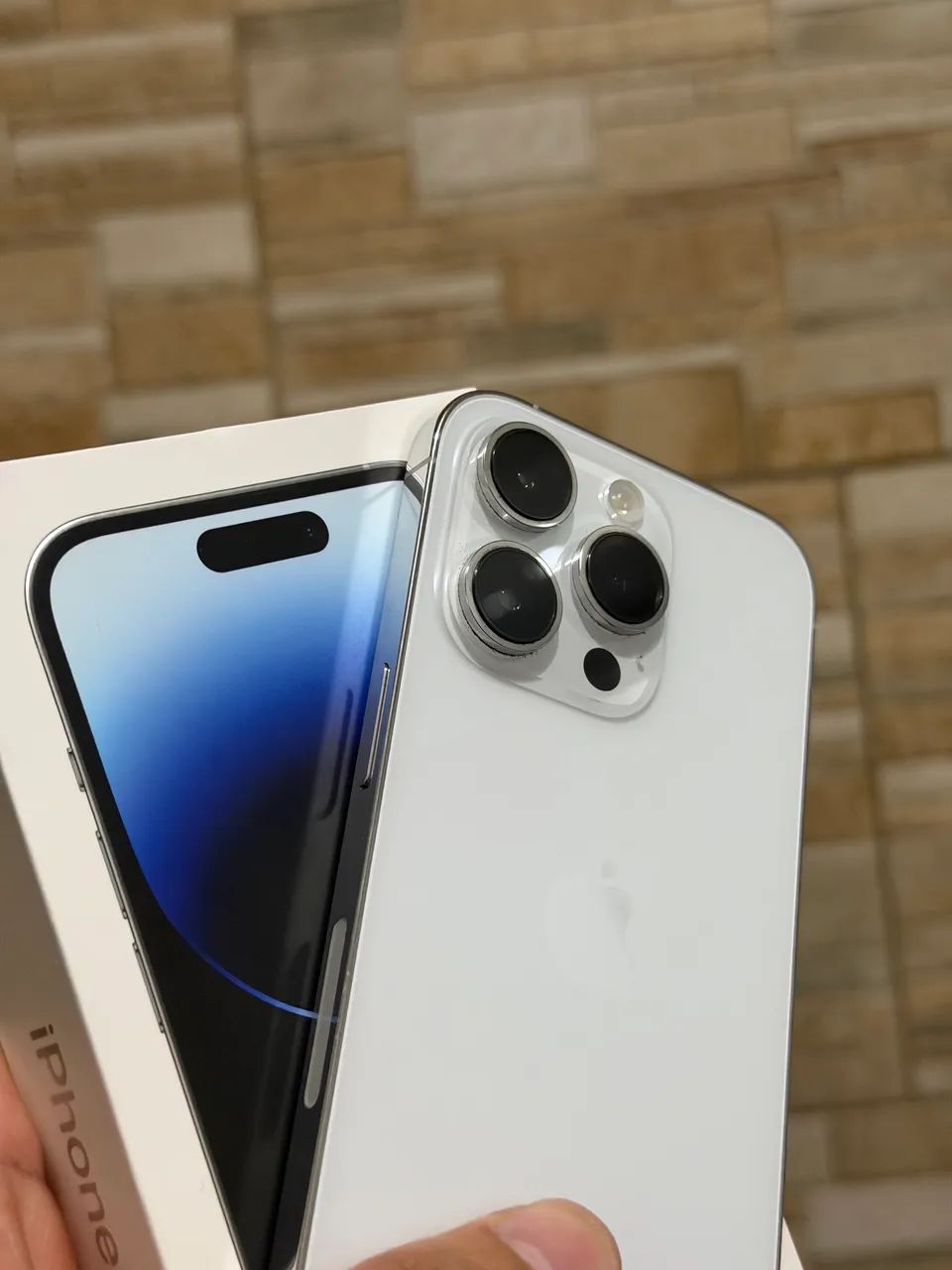14 pro 512 GB prata/ com caixa/ muito bem conservado - Celulares e