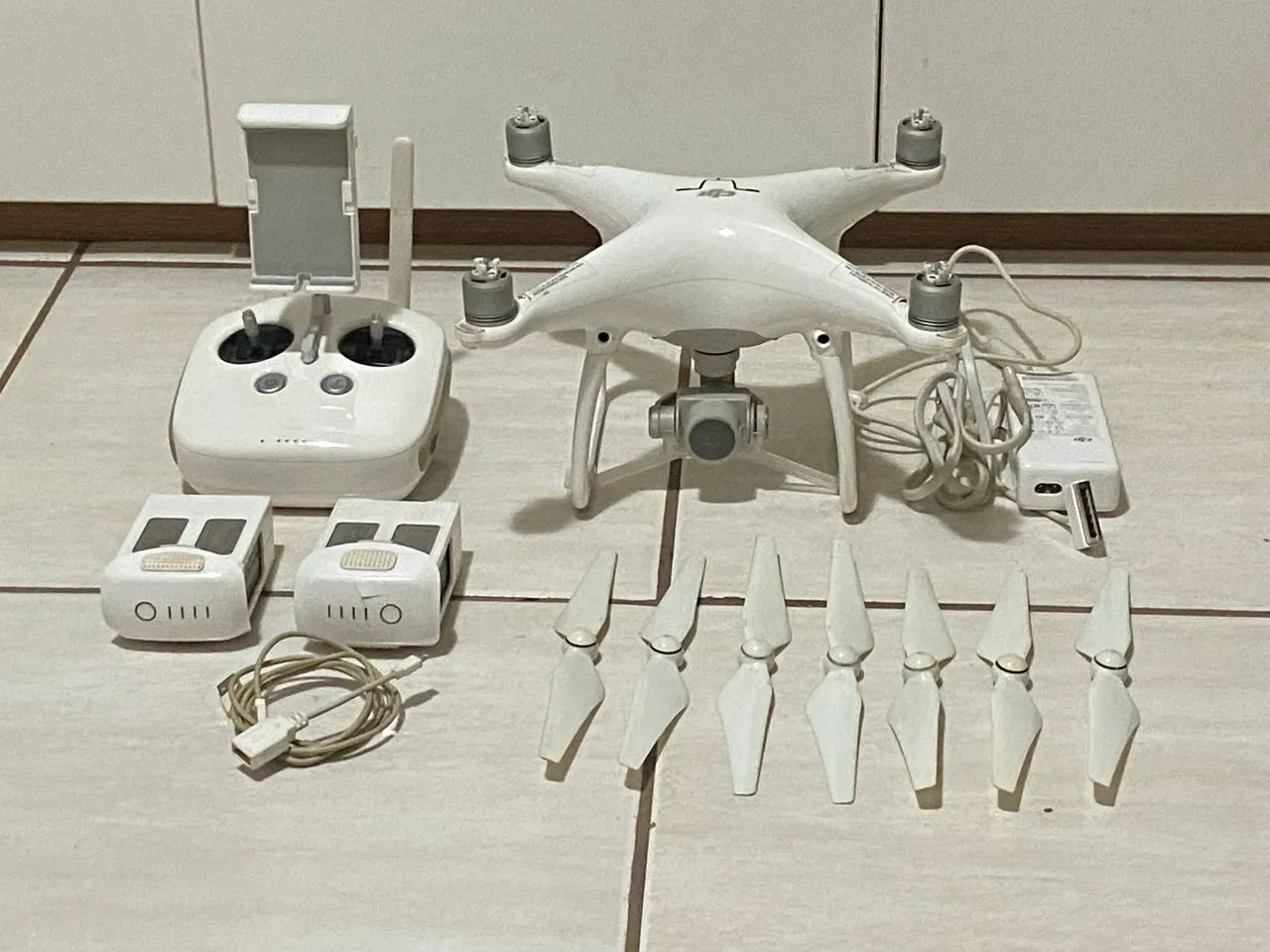 Drone DJI Phantom 4K - Foto 4