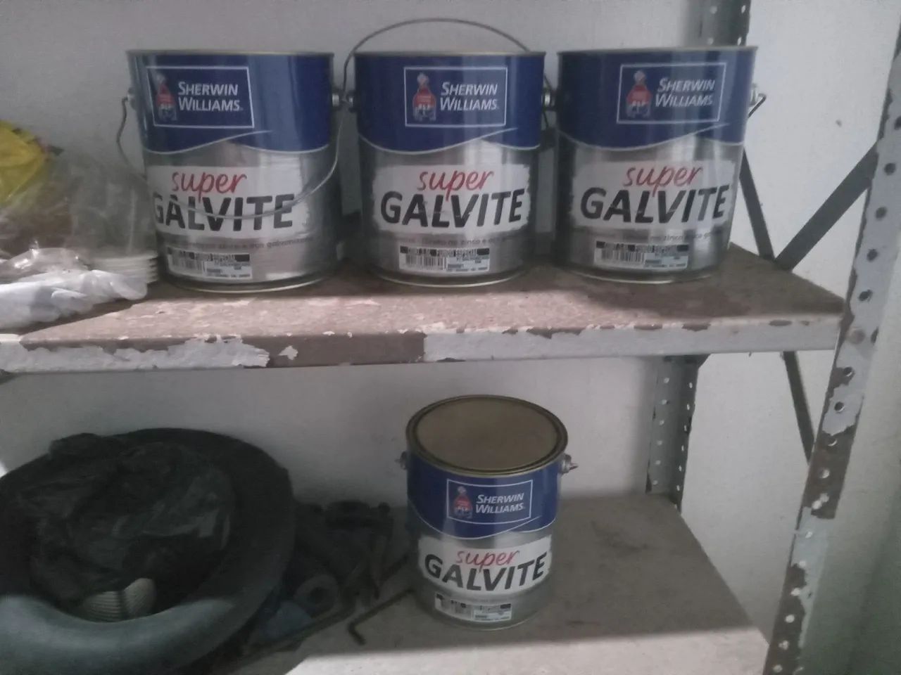 Tinta Super Galvite Sherwin Willians,  120 reais a unidade 