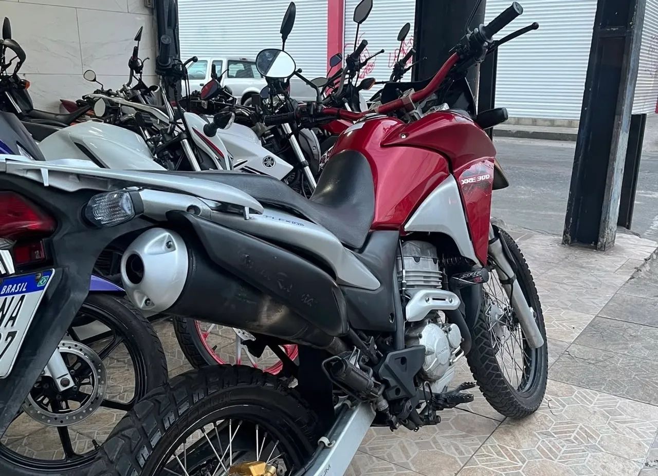 HONDA XRE 300 (2015) - Foto 2