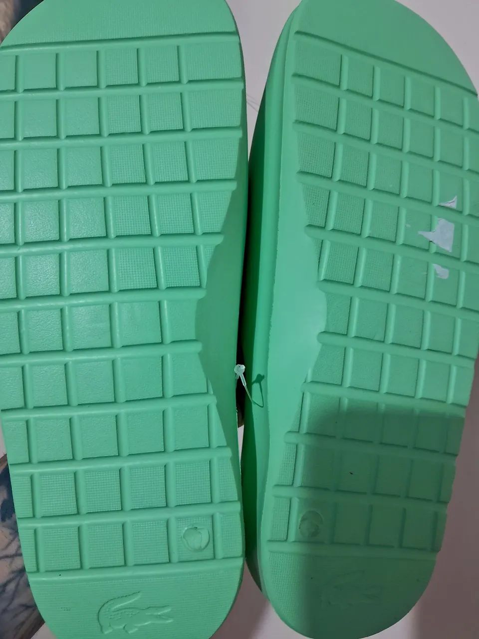 Chinelo lacoste Slide 40 (sem uso) - Foto 4