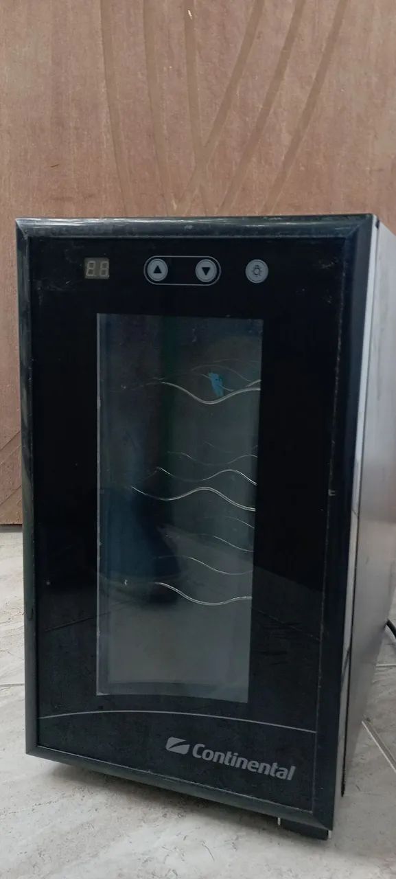 ADEGA CLIMATIZADORA Continental (Funciona Perfeitamente) - Foto 2