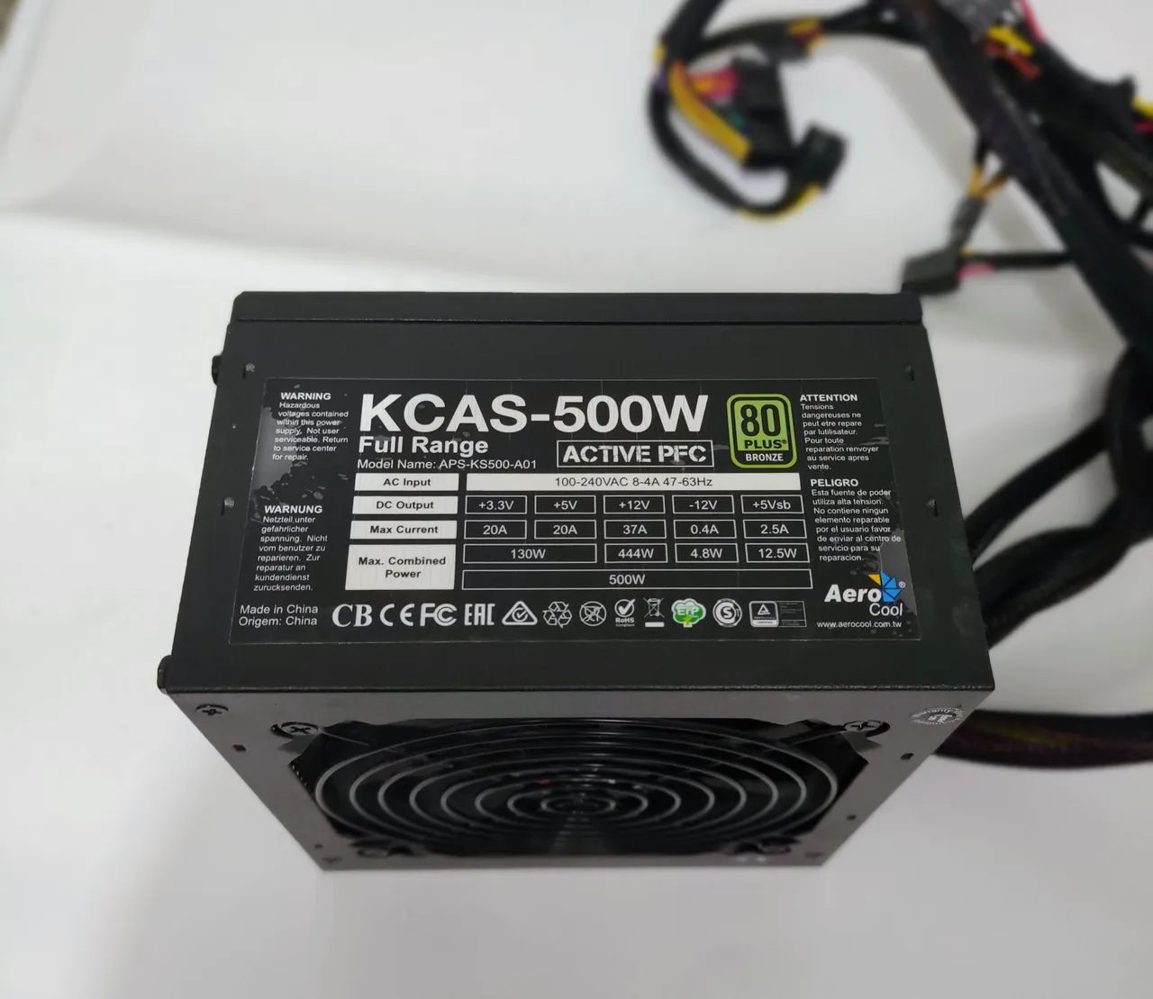 Fonte Aerocool para PC Gamer 
