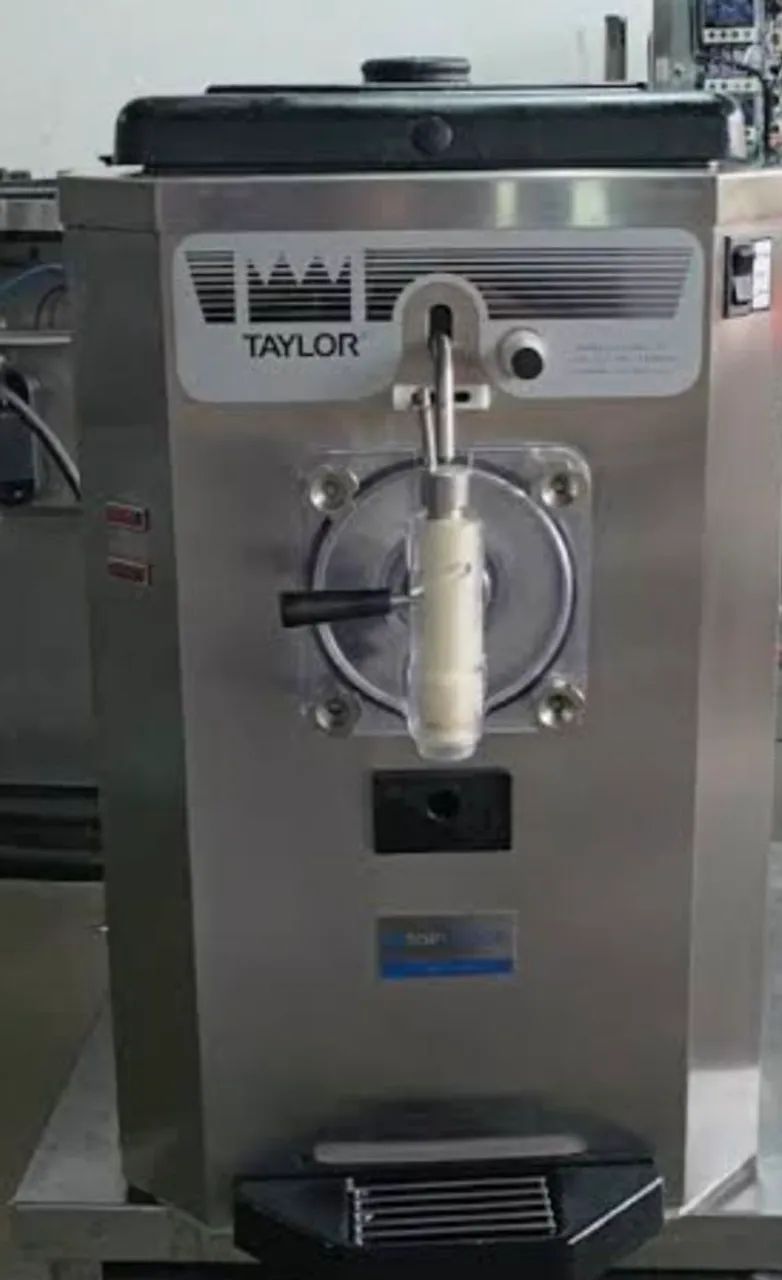 Maquina Sorvete e Açaí Taylor 430 - Foto 4