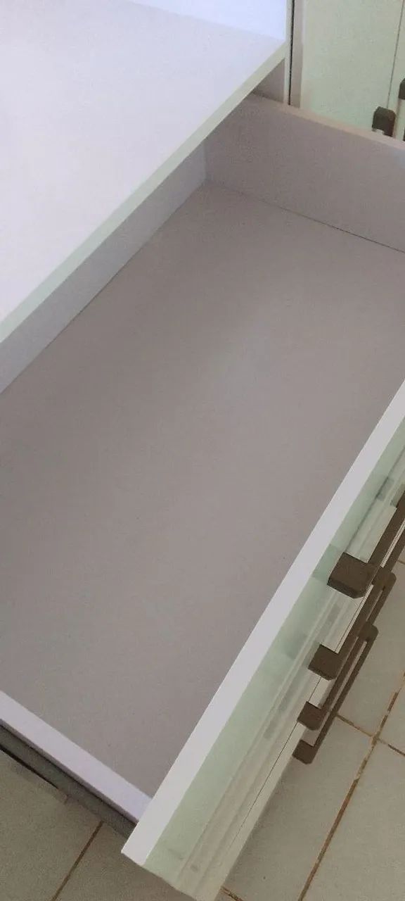 Cômoda branca conservadíssima - Foto 4