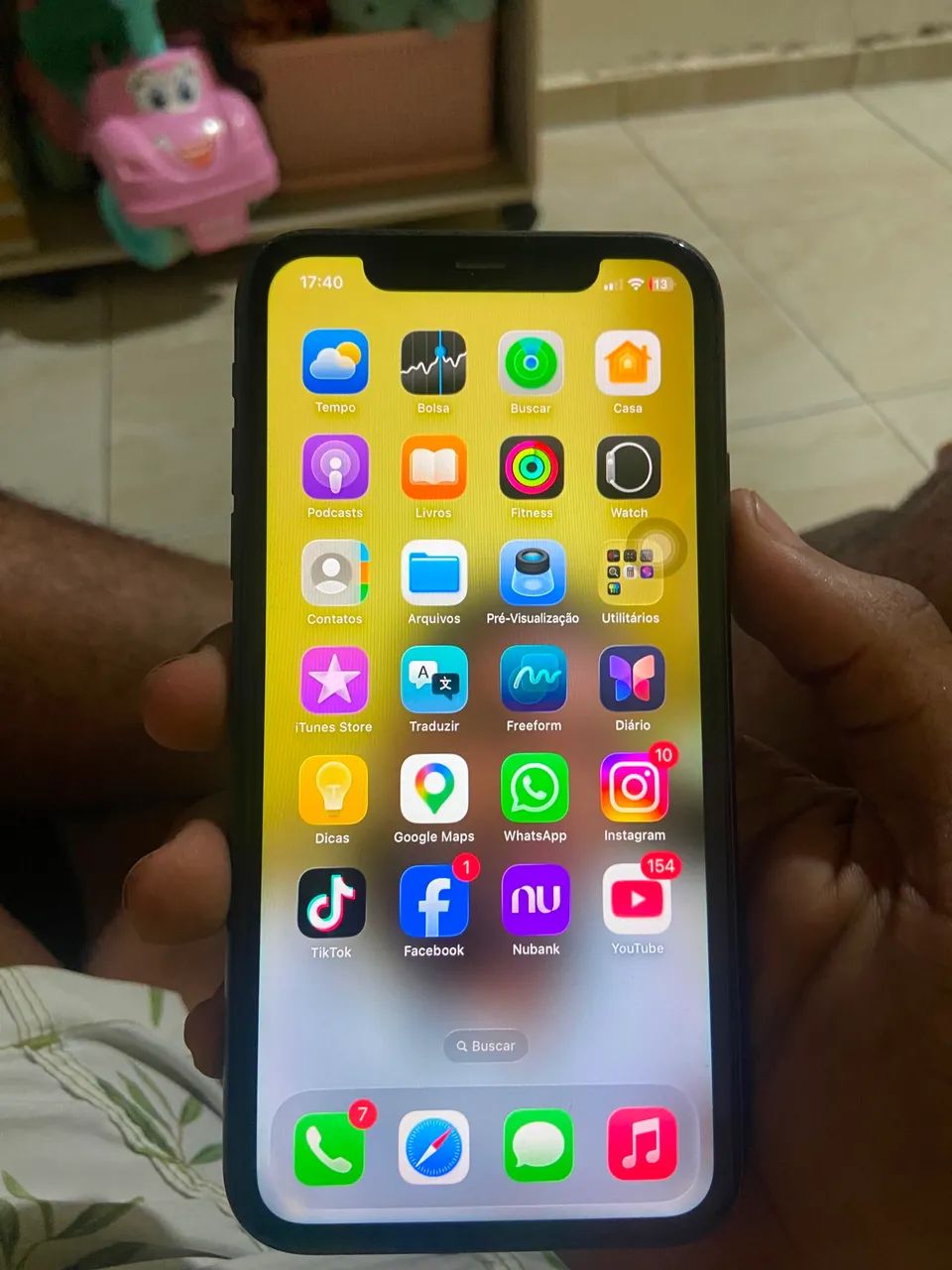 ? iPhone 11 64GB Preto - Tudo Original - R$ 700