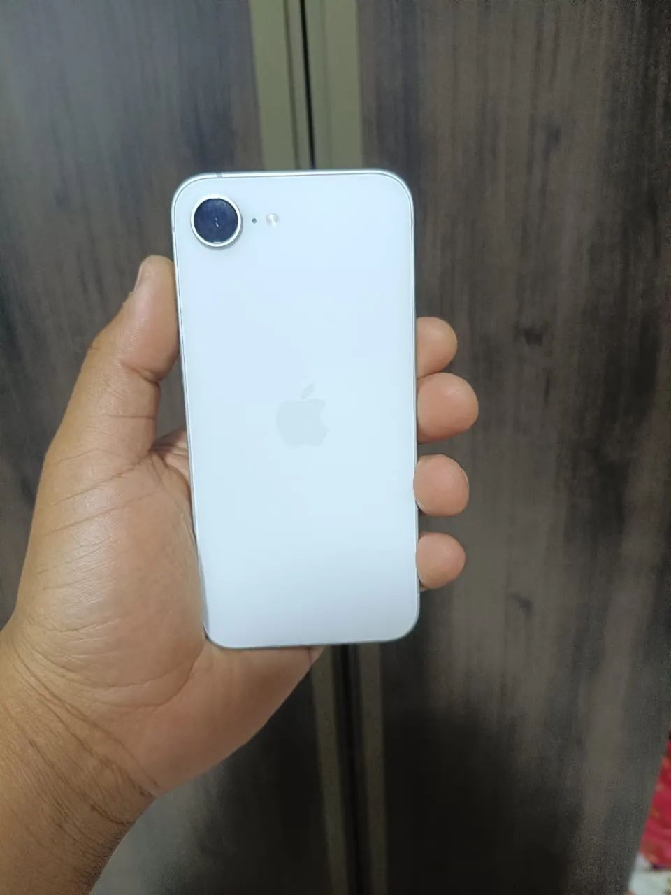 iPhone 16e  - Foto 3