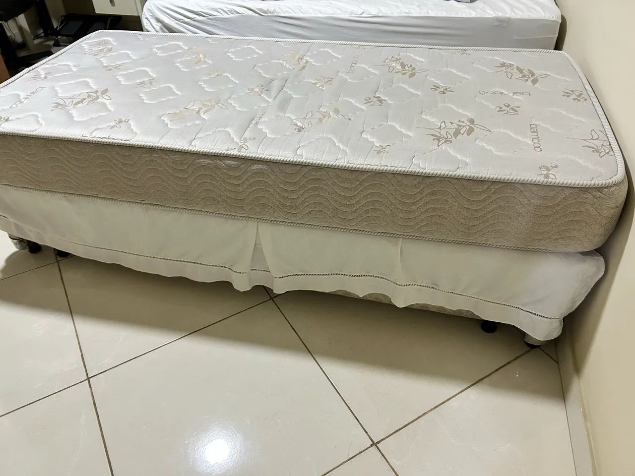 Cama box de solteiro + colchão  - Foto 2