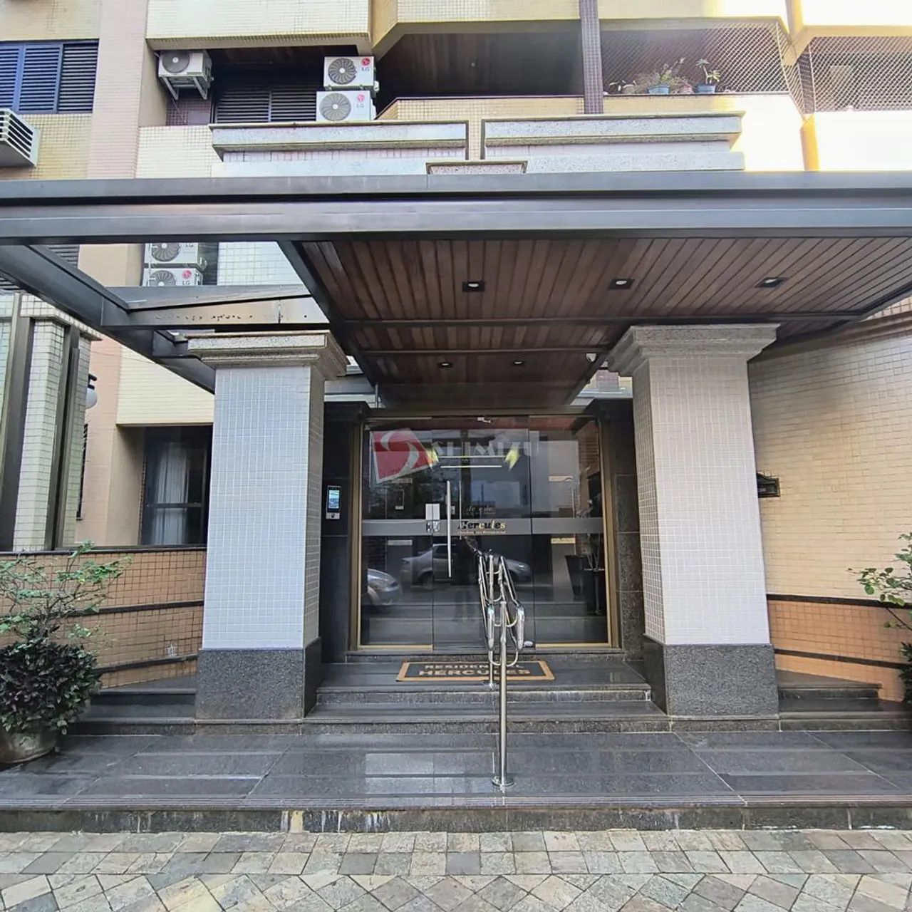 Apartamento à venda e para alugar em Maringá, Zona 07, com 3 quartos, com 109.22 m² - Foto 3