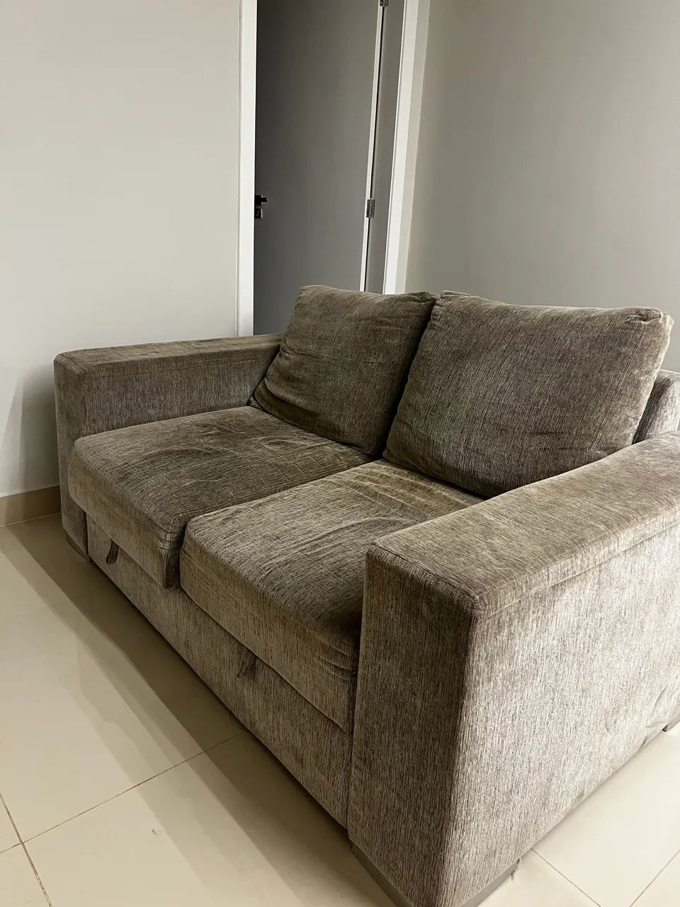 Sofá 2 lugares em excelente estado - Foto 2