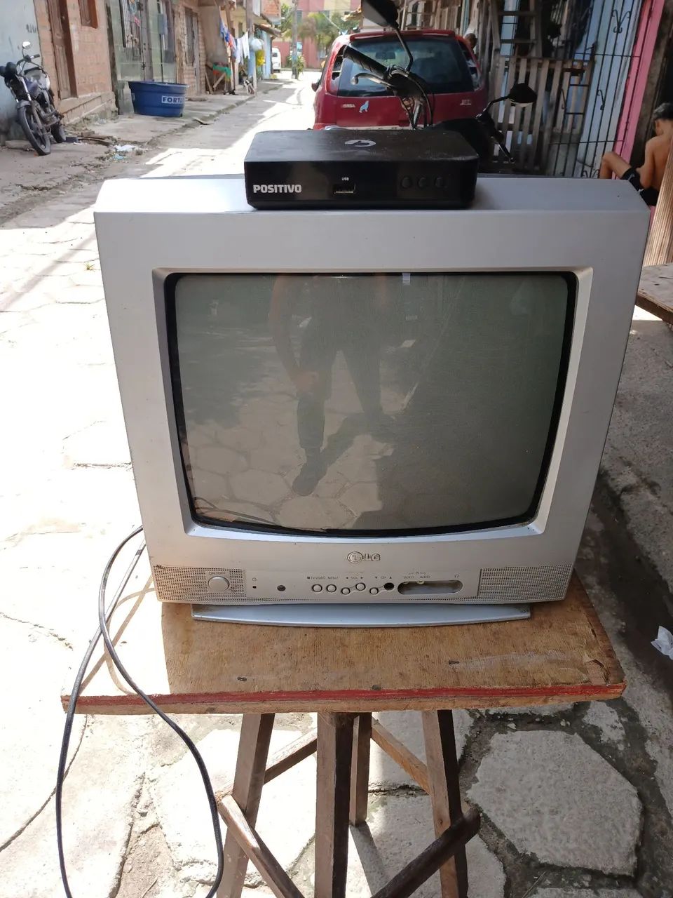TV LG 14 Polegadas + Conversor Digital 