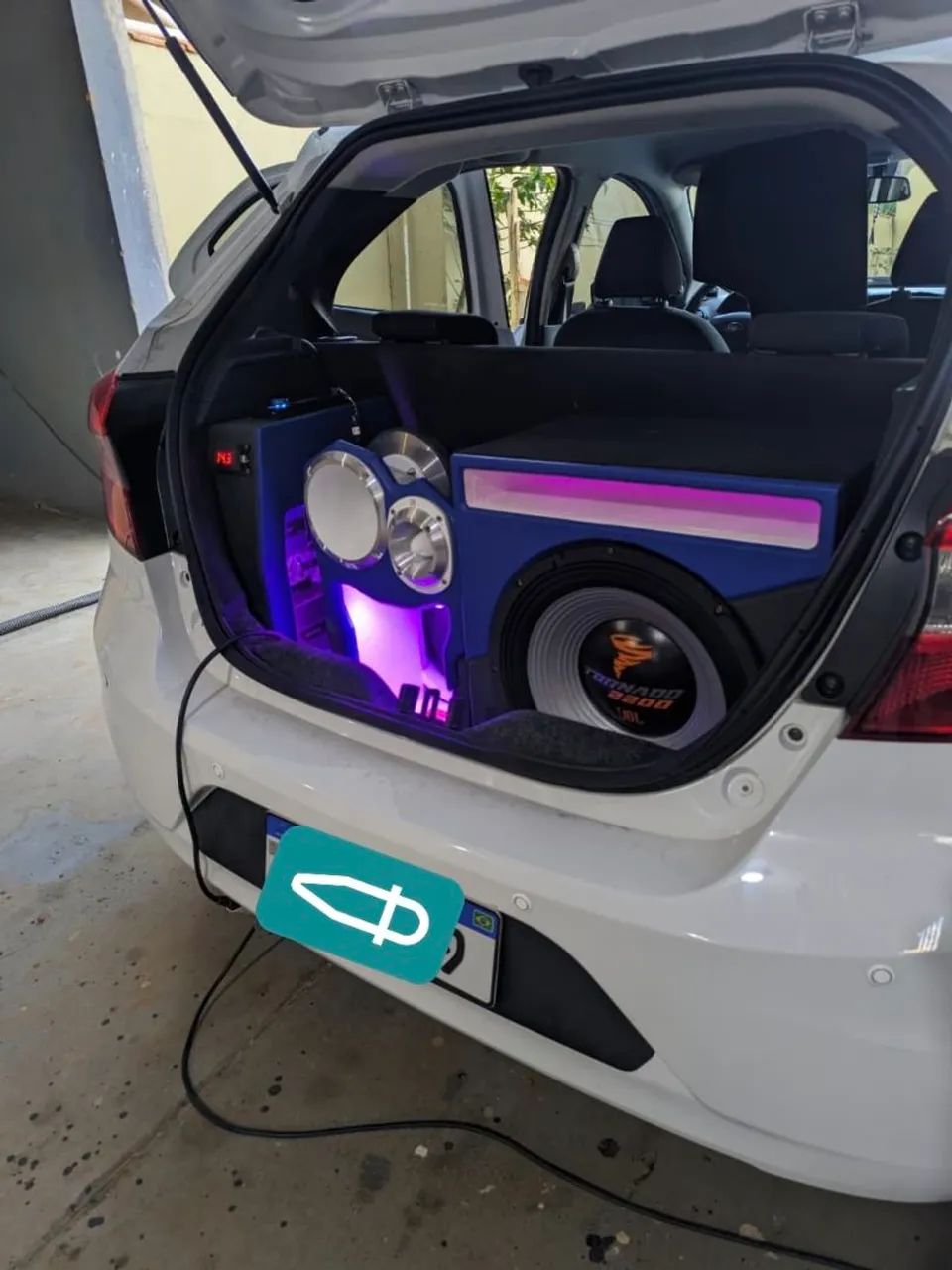 Som automotivo completo 