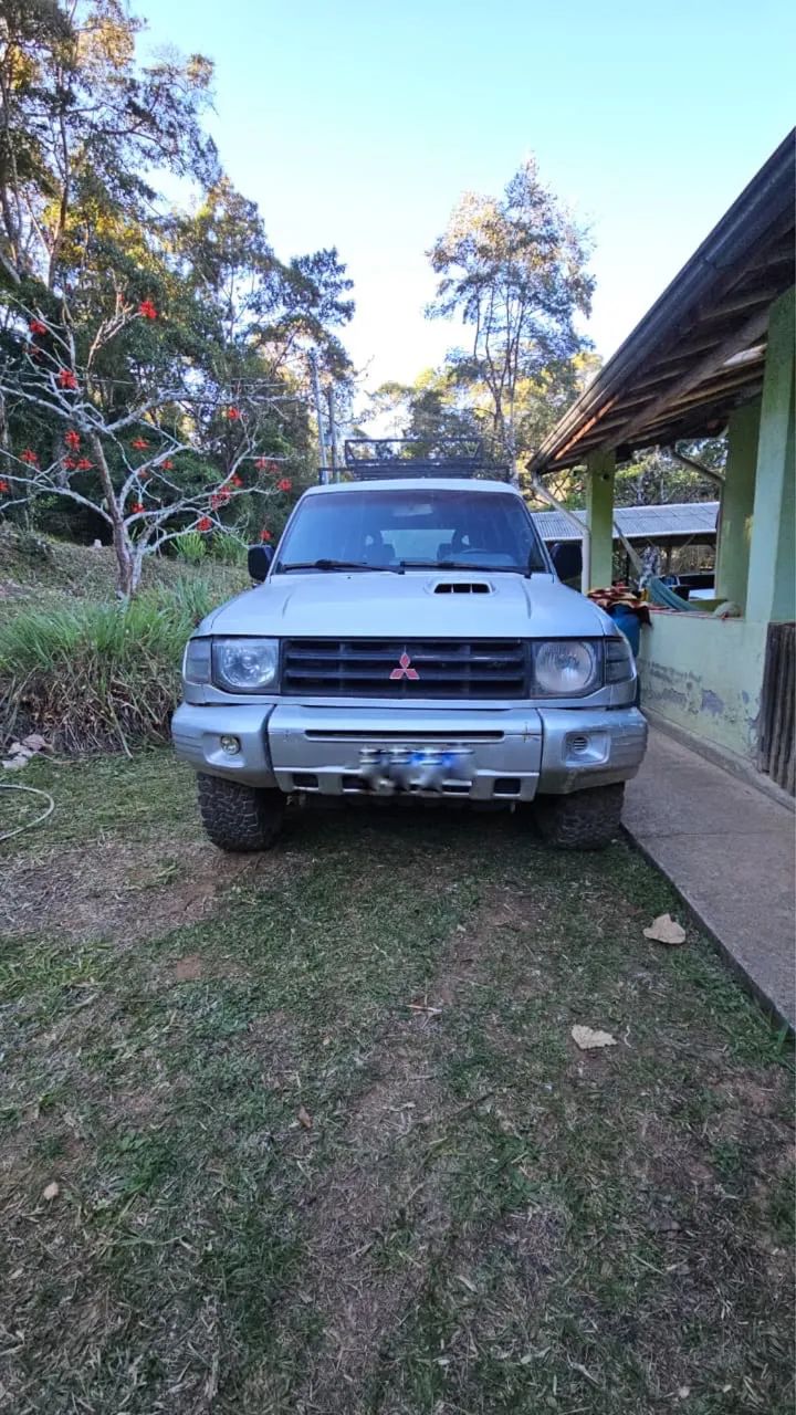 Mitsubishi Pajero GLS 2.8 Diesel Turbo Mec. 2000