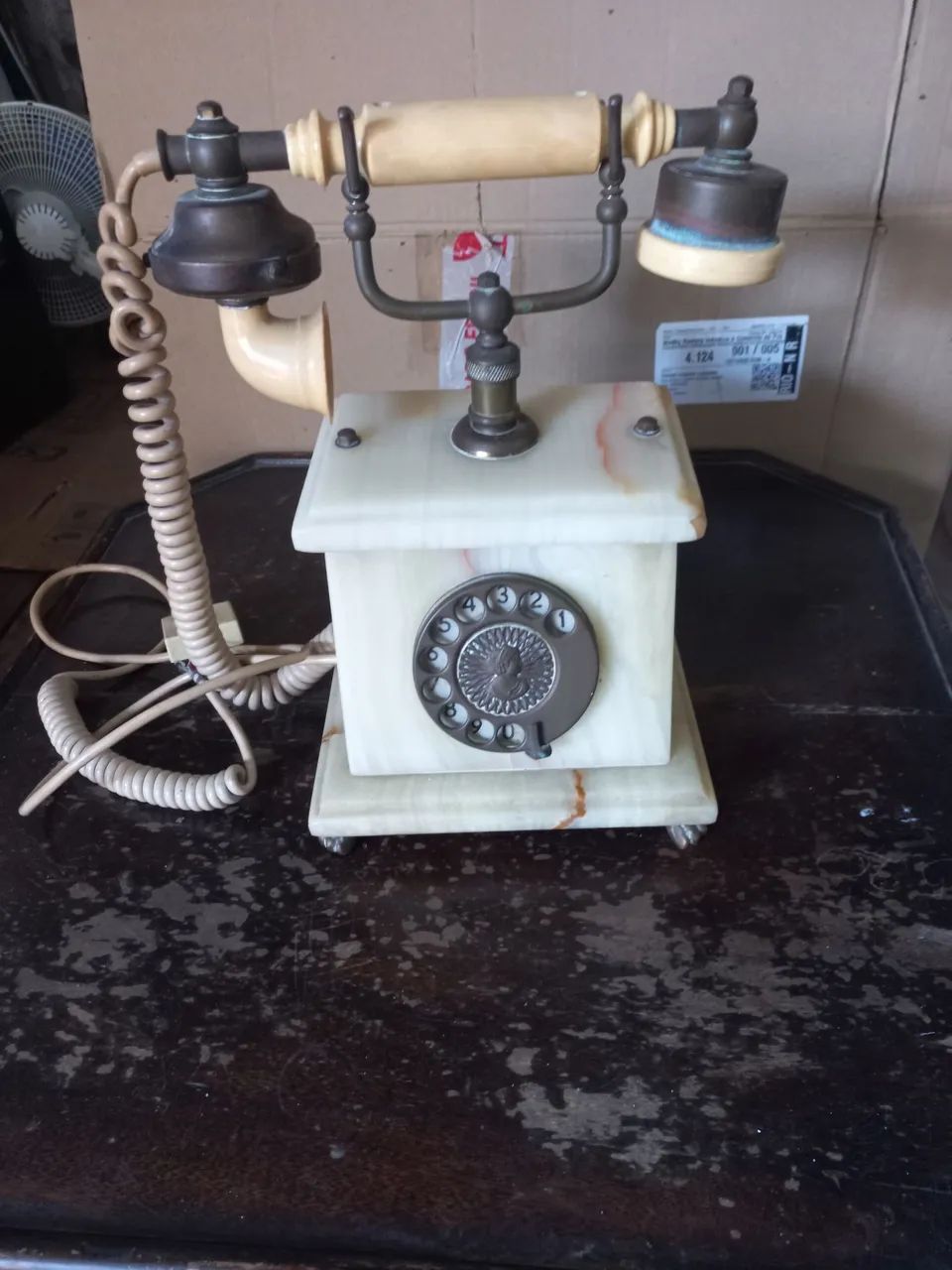 Vendo um telefone antigo funcionando perfeitamente 