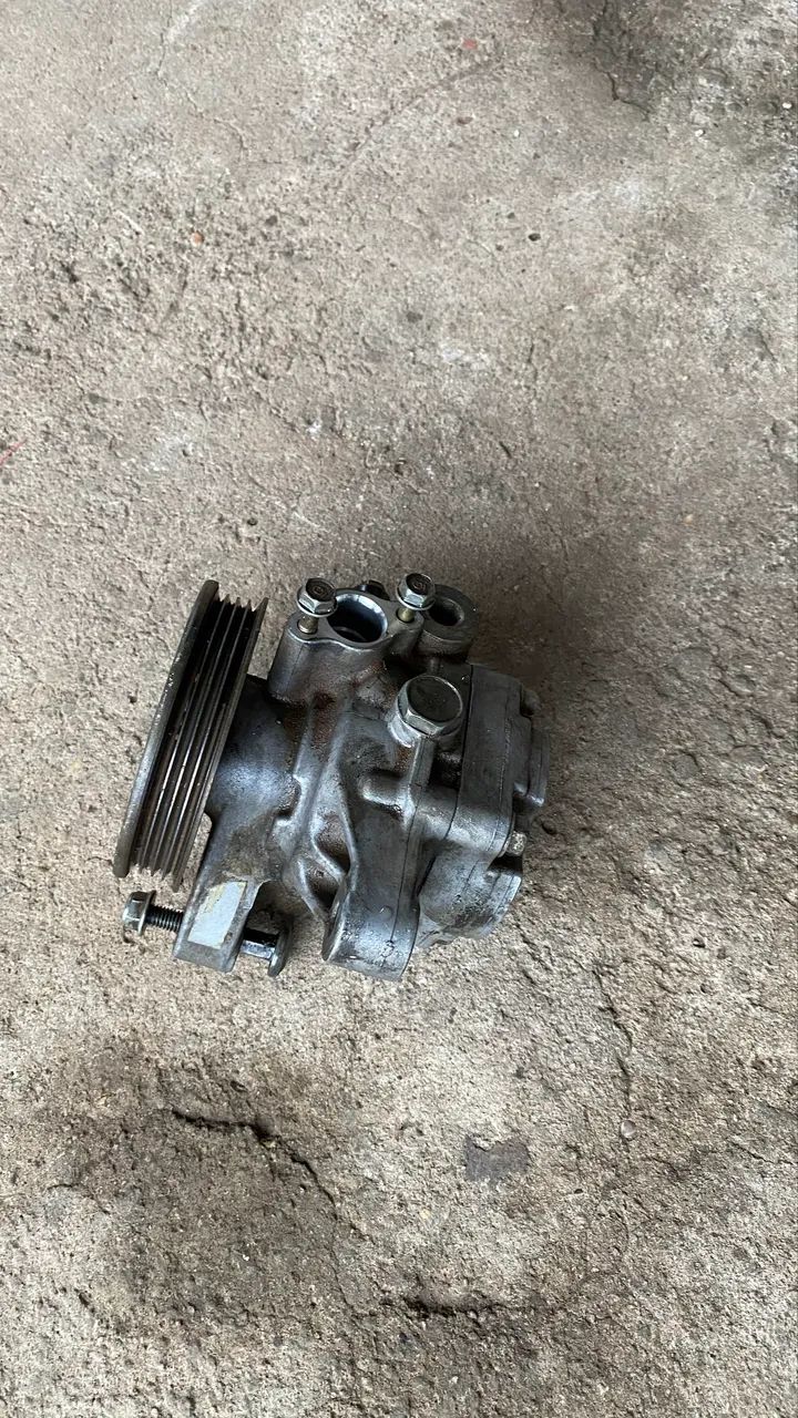 Bomba de direção civic 1.7